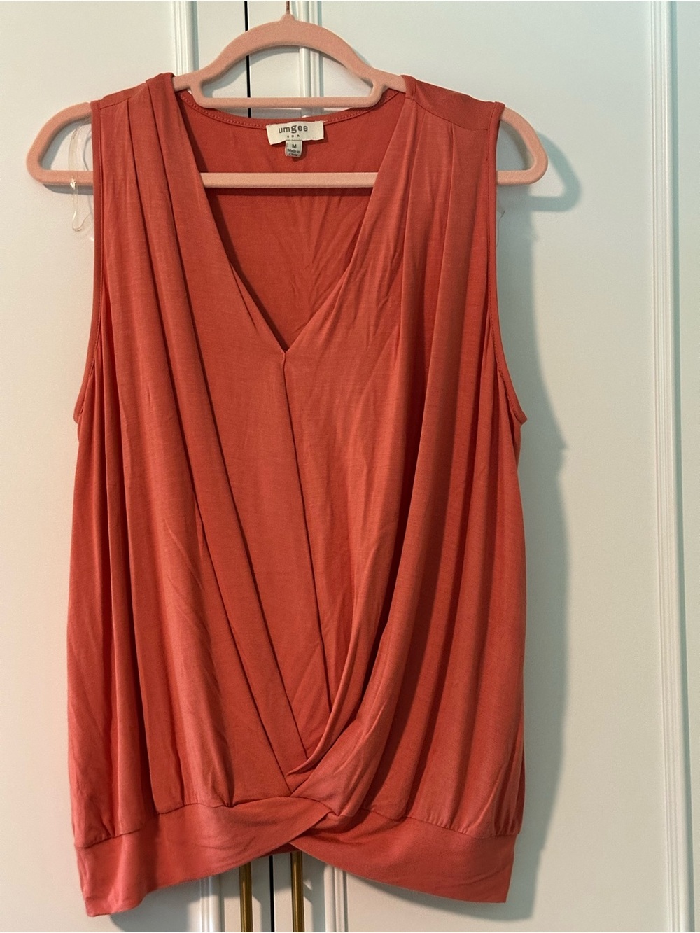 NWOT Umgee Coral Draped Twist-Front V-Neck Sleeveless Top Medium